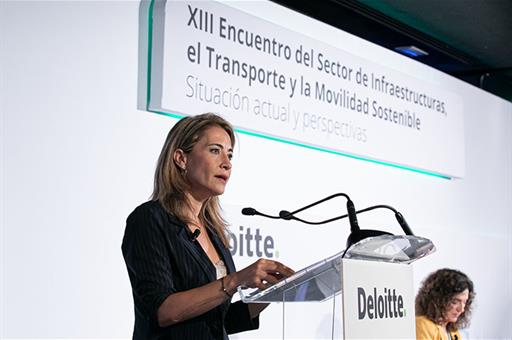 La ministra de Transportes, Movilidad y Agenda Urbana, Raquel Sánchez, en su intervención en el XIII Encuentro del sector de Infraestructuras, el Transporte y la Movilidad