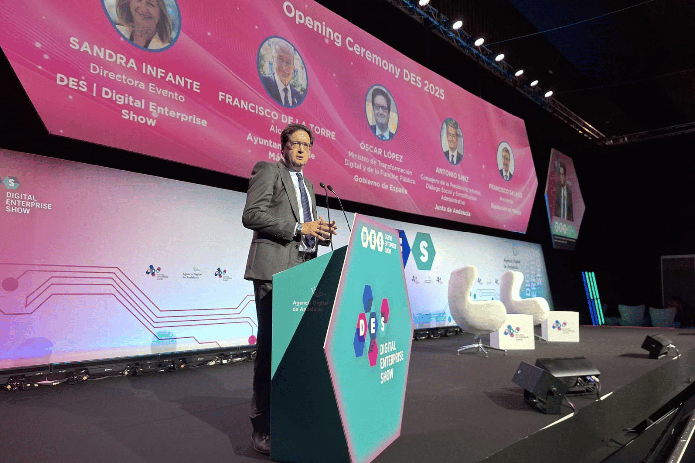 El ministro Óscar López, en la inauguración del Digital Enterprise Show (DES) Málaga.