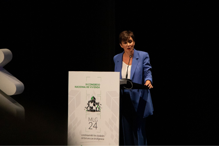 La ministra de Vivienda y Agenda Urbana, Isabel Rodríguez, en la inauguración del IV Congreso Nacional de Vivienda, en Málaga