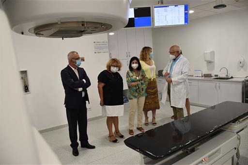 La ministra de Sanidad, Carolina Daria, durante su visita al Hospital General de Fuerteventura.