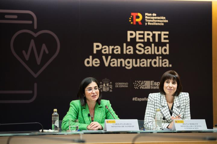 La ministra de Ciencia e Innovación, Diana Morant, y la ministra de Sanidad, Carolina Darias, han reunido a los agentes del sector sanitario en el acto de constitución de la Alianza Salud de Vanguardia.