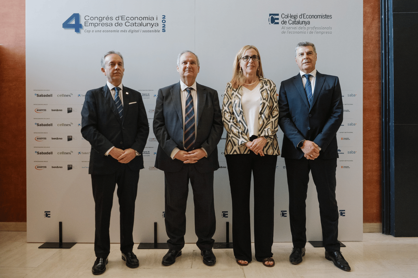 El ministro de Industria y Turismo, Jordi Hereu, en el Congreso de Economía y Empresa de Cataluña celebrado en Barcelona.