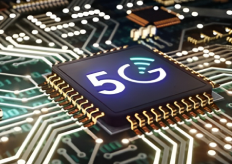 Una recreación de un chip con la palabra 5G impresa