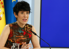 La ministra de Inclusión, Seguridad Social y Migraciones. Elma Saiz, en rueda de prensa del Consejo de Ministros