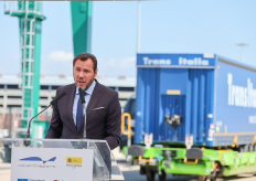 El ministro de Transportes Óscar Puente en el puerto de Valencia