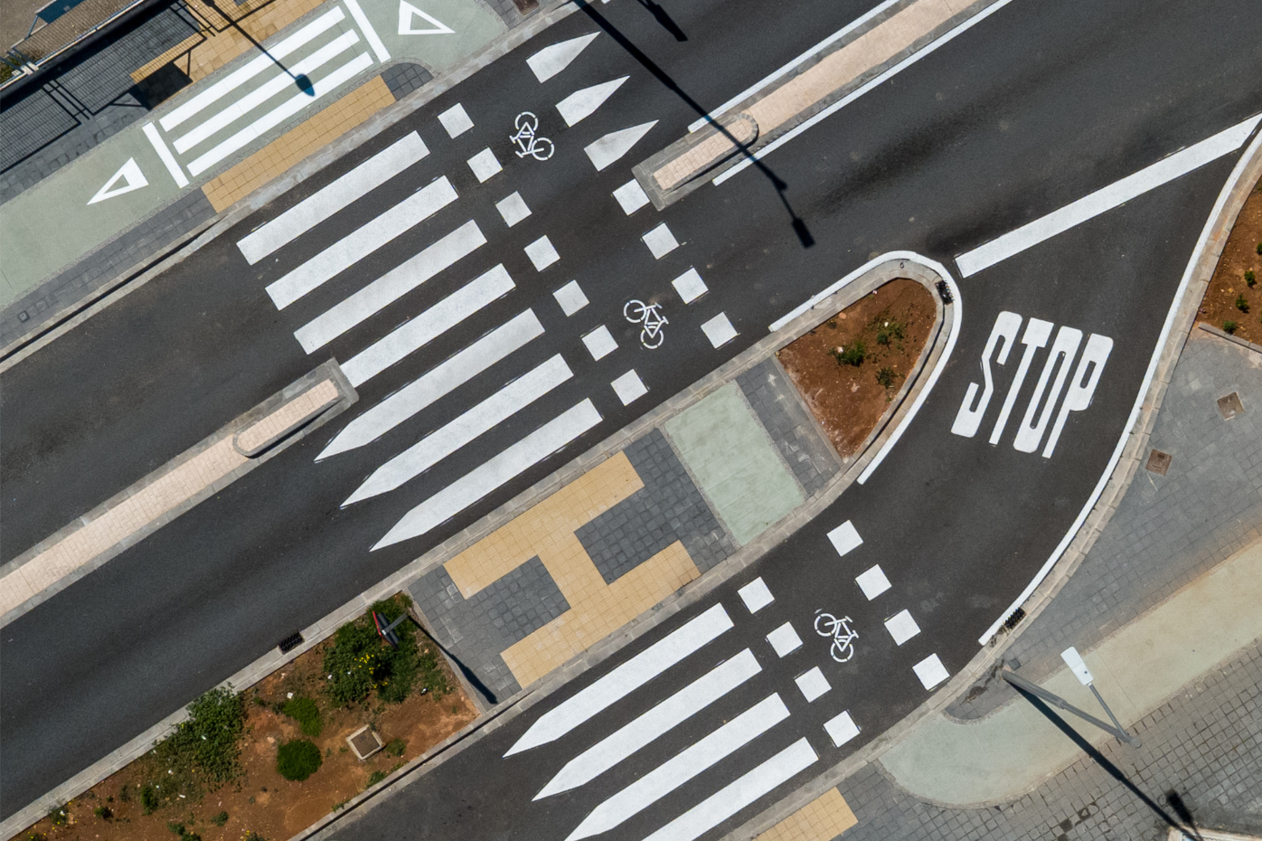 Imagen Transportes finaliza las obras para adaptar a peatones y bicis la travesía de la N-332, en Sueca
