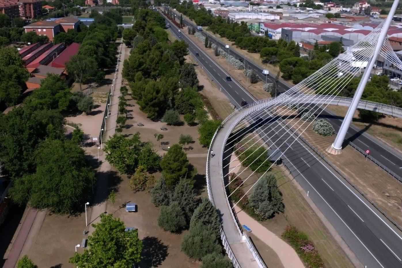 Imagen Transportes finaliza las obras de mejora de la carretera TO-23, en el polígono de Santa María de Benquerencia, en la provincia de Toledo
