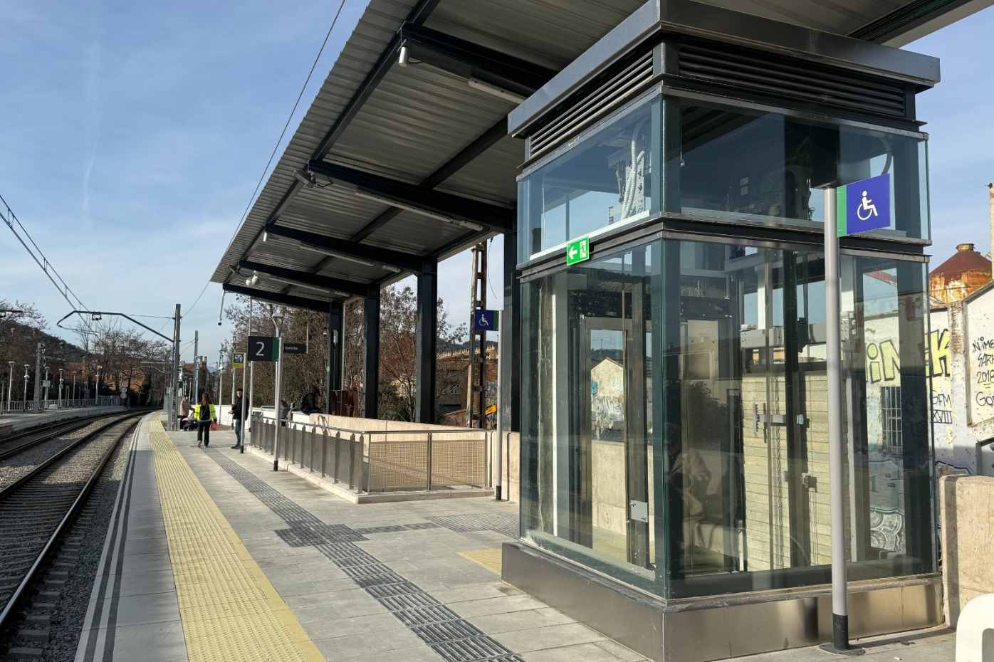 Imagen Transportes pone en servicio nuevas instalaciones en cuatro estaciones de la provincia de Girona
