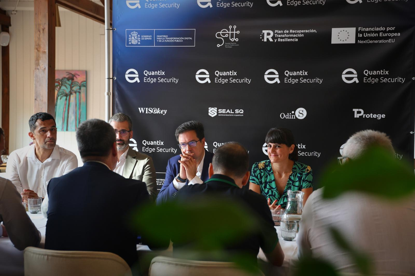 El ministro para la Transformación Digital y de la Función Pública, Óscar López y la secretaria de Estado de Digitalización e Inteligencia Artificial, María González Veracruz