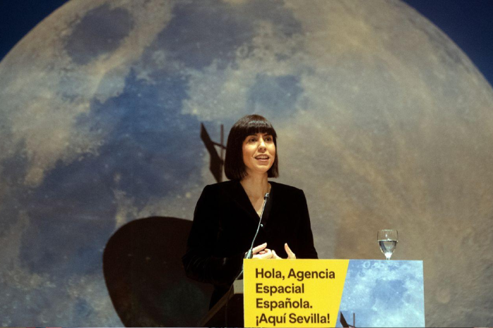 La ministra de Ciencia e Innovación, Diana Morant, en una conferencia, durante su visita a Sevilla