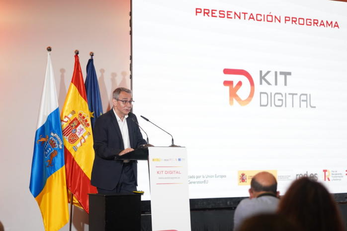 Alberto Martínez Lacambra, director general de Red.es, durante la presentación del Kit Digital en Canarias