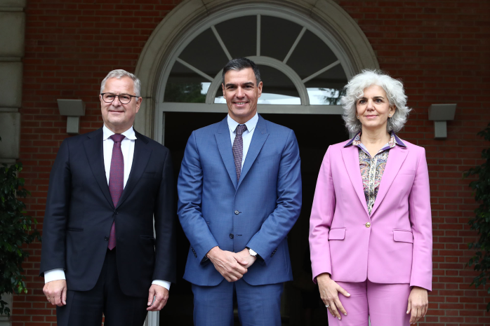 El presidente del Gobierno, Pedro Sánchez, se ha reunido con el consejero delegado del Grupo A.P. Møller-Maersk, Søren Skou, y altos directivos