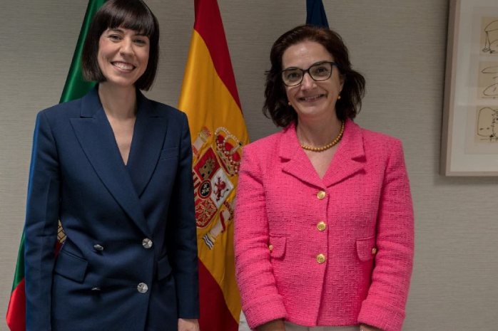 La ministra de Ciencia e Innovación, Diana Morant, y la ministra de Ciencia, Tecnología y Educación Superior de Portugal, Elvira Fortunato