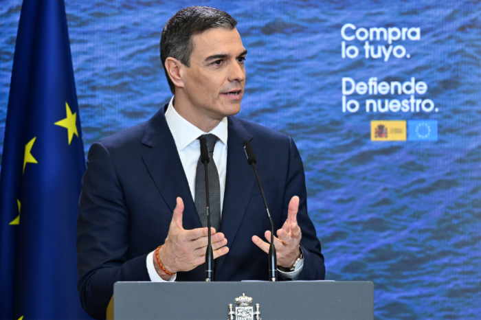 El presidente del Gobierno, Pedro S&aacute;nchez, durante su comparecencia para anunciar el Plan de Respuesta y Relanzamiento Comercial.