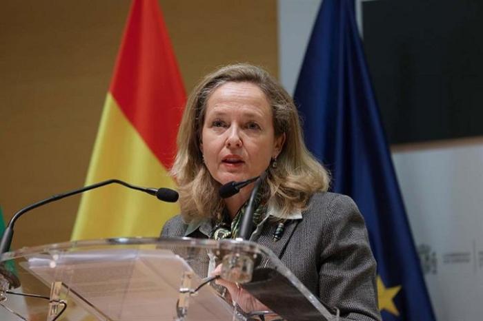La vicepresidenta primera y ministra de Asuntos Econ&oacute;micos y Transformaci&oacute;n Digital, Nadia Calvi&ntilde;o
