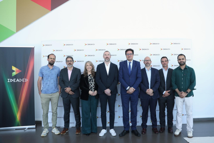 foto de grupo en la empresa IDEADED 