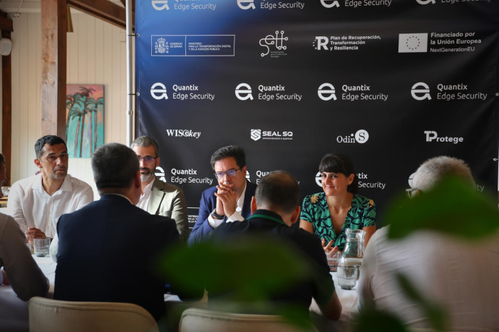 El ministro para la Transformación Digital y de la Función Pública, Óscar López y la secretaria de Estado de Digitalización e Inteligencia Artificial, María González Veracruz