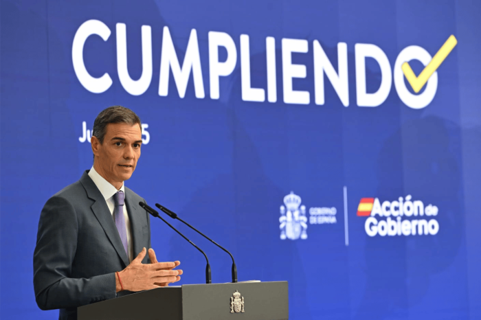 El presidente del Gobierno, Pedro Sánchez, durante la rueda de prensa del informe Cumpliendo.
