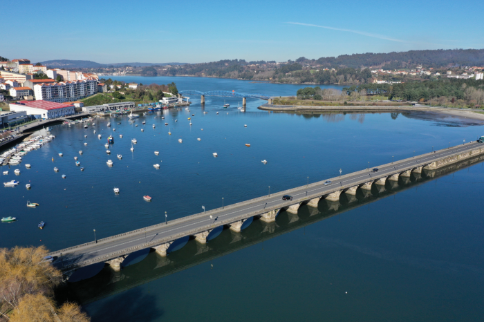 puente sobre la ría de Ares en A Coruña